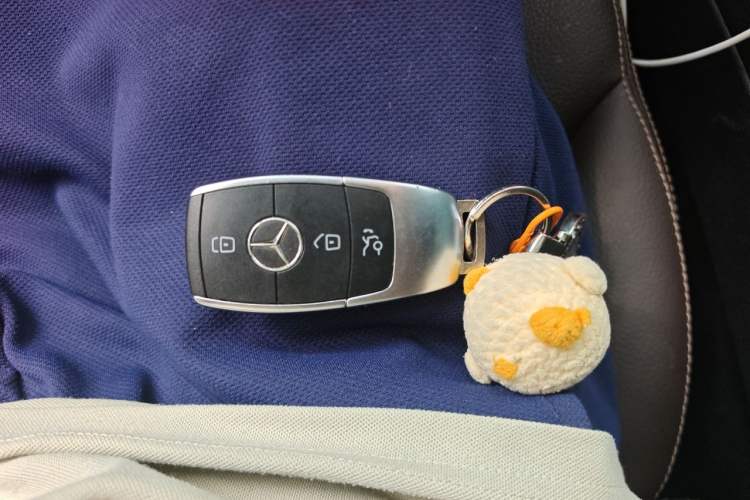 Used Mercedes-Benz GLC 2020 GLC 300 L 4MATIC Dynamic Edition Vehicle Key