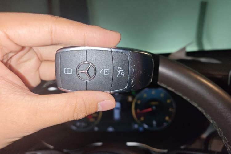 Used Mercedes-Benz GLC 2020 GLC 300 L 4MATIC Dynamic Edition Vehicle Key