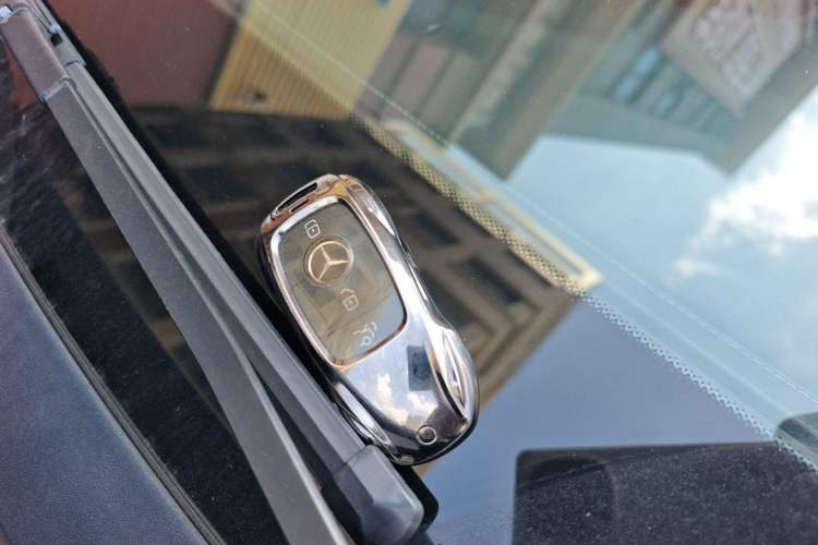 Used Mercedes-Benz GLC 2020 GLC 260 L 4MATIC Luxury Model Vehicle Key