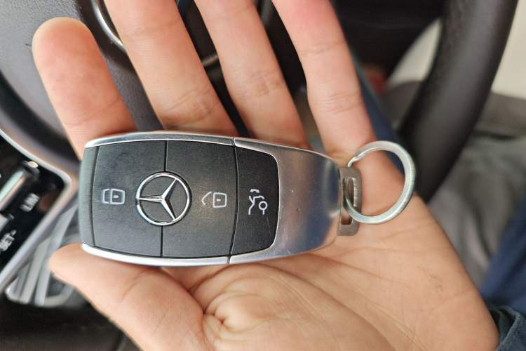 Used Mercedes-Benz GLC 2020 Facelift GLC 300 L 4MATIC Dynamic Edition Vehicle Key