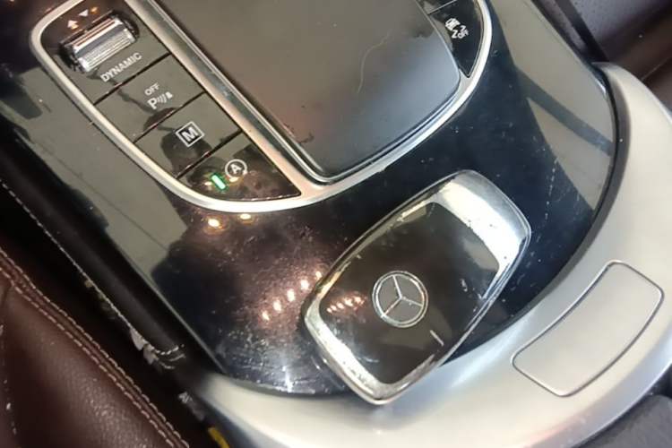 Used Mercedes-Benz GLC 2020 Facelifted GLC 260 L 4MATIC Dynamic Edition Vehicle Key