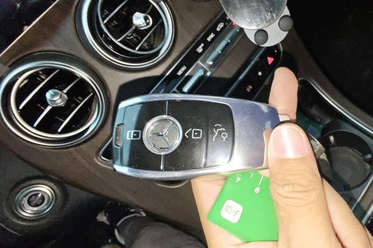 Used Mercedes-Benz GLC 2020 Facelifted GLC 260 L 4MATIC Dynamic Edition Vehicle Key