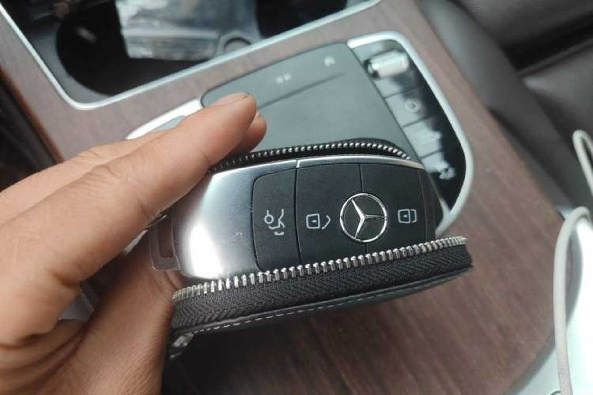Used Mercedes-Benz GLC 2020 GLC 300 L 4MATIC Luxury Model Vehicle Key