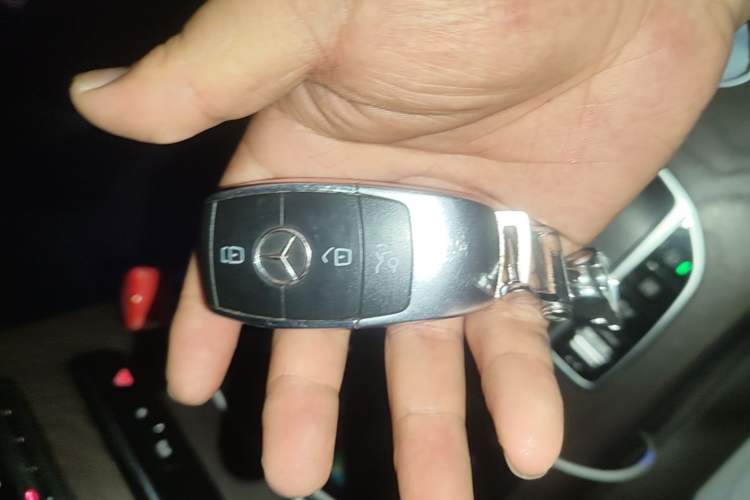 Used Mercedes-Benz GLC 2020 Facelift GLC 300 L 4MATIC Dynamic Edition Vehicle Key