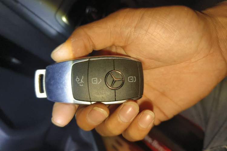 Used Mercedes-Benz GLC 2020 GLC 260 L 4MATIC Luxury Model Vehicle Key