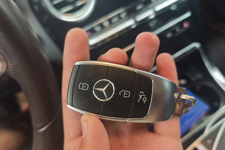 Used Mercedes-Benz GLC 2020 Facelifted GLC 260 L 4MATIC Dynamic Edition Vehicle Key