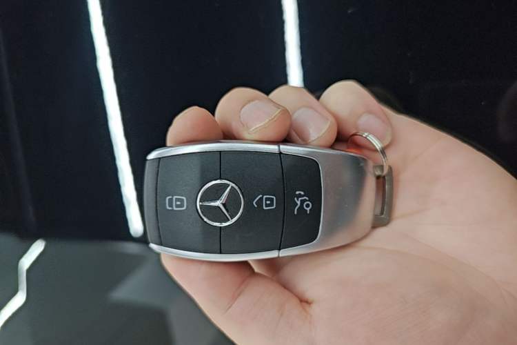 Used Mercedes-Benz GLC 2020 GLC 300 L 4MATIC Dynamic Edition Vehicle Key
