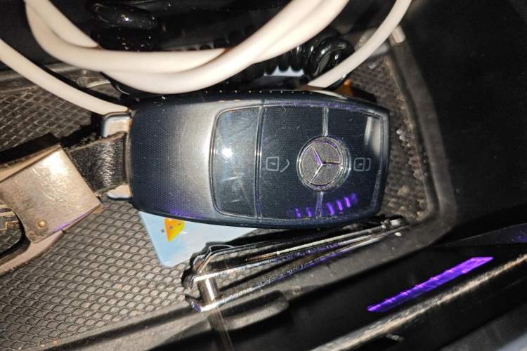Used Mercedes-Benz GLC 2020 GLC 300 L 4MATIC Dynamic Edition Vehicle Key