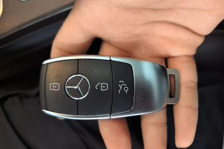 Used Mercedes-Benz GLC 2020 GLC 300 L 4MATIC Dynamic Edition Vehicle Key