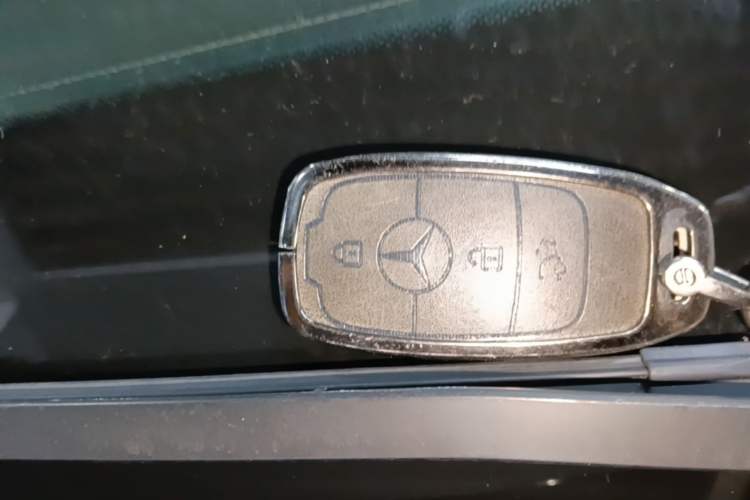 Used Mercedes-Benz GLC 2020 GLC 260 L 4MATIC Luxury Model Vehicle Key