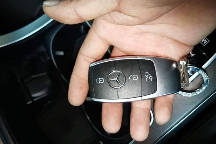 Used Mercedes-Benz GLC 2020 GLC 300 L 4MATIC Dynamic Edition Vehicle Key