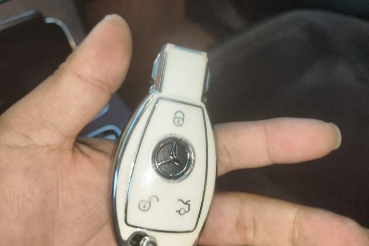 Used Mercedes-Benz GLC 2020 Facelift GLC 300 L 4MATIC Dynamic Edition Vehicle Key