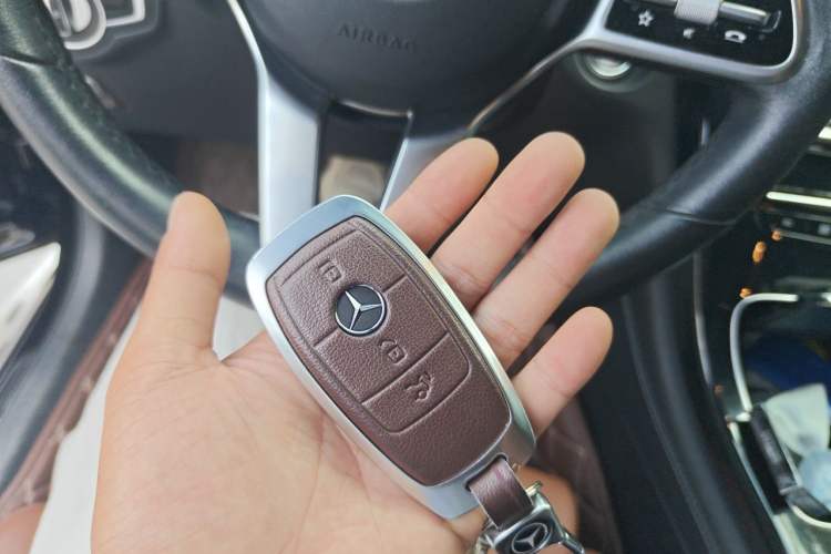 Used Mercedes-Benz GLC 2020 Facelifted GLC 260 L 4MATIC Dynamic Edition Vehicle Key