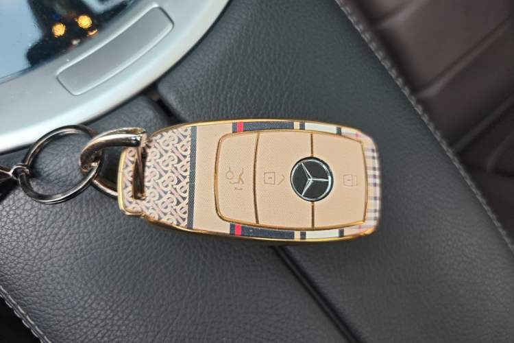 Used Mercedes-Benz GLC 2020 Facelifted GLC 260 L 4MATIC Dynamic Edition Vehicle Key