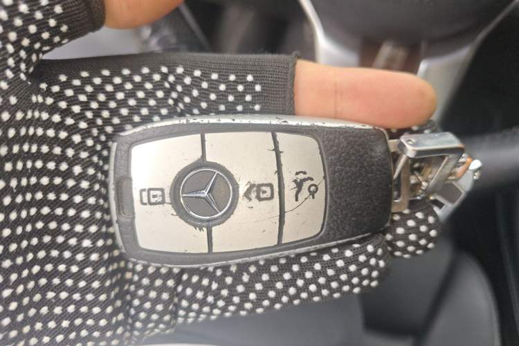 Used Mercedes-Benz GLC 2020 Facelift GLC 300 L 4MATIC Dynamic Edition Vehicle Key