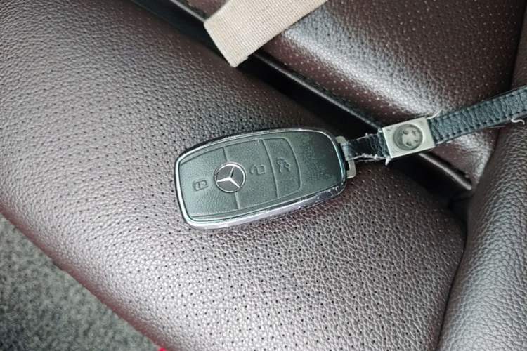 Used Mercedes-Benz GLC 2020 GLC 300 L 4MATIC Dynamic Edition Vehicle Key