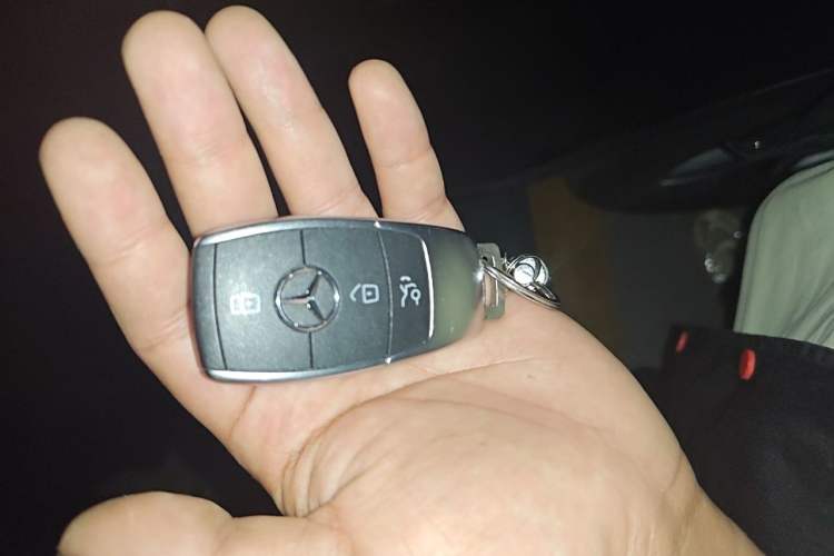 Used Mercedes-Benz GLC 2020 GLC 260 L 4MATIC Luxury Model Vehicle Key