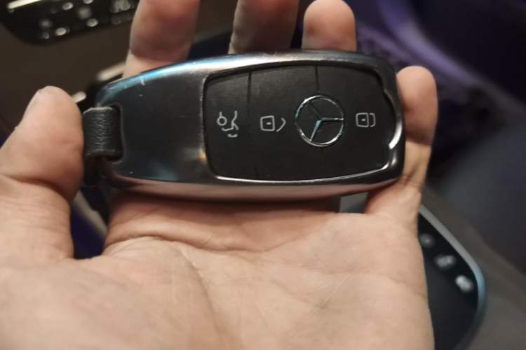 Used Mercedes-Benz GLC 2020 GLC 300 L 4MATIC Dynamic Edition Vehicle Key