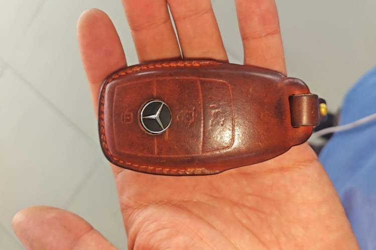 Used Mercedes-Benz GLC 2020 Facelift GLC 260 L 4MATIC Luxury Edition Vehicle Key