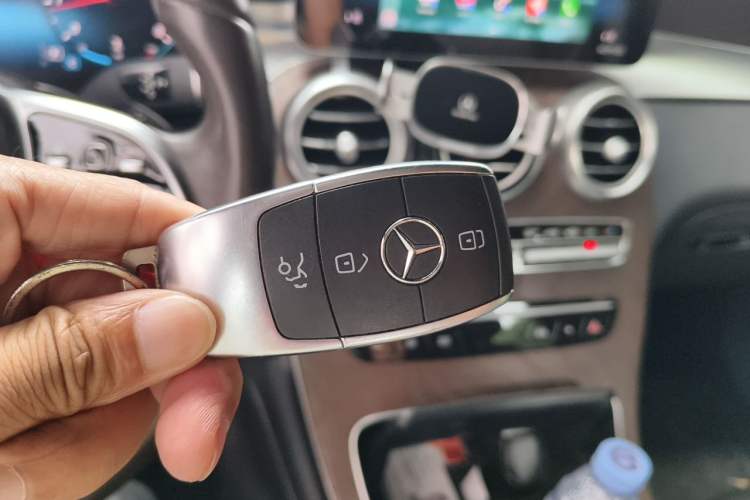 Used Mercedes-Benz GLC 2020 GLC 260 L 4MATIC Luxury Model Vehicle Key