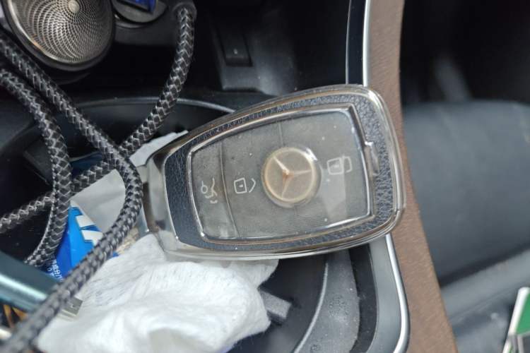 Used Mercedes-Benz GLC 2020 GLC 300 L 4MATIC Dynamic Edition Vehicle Key