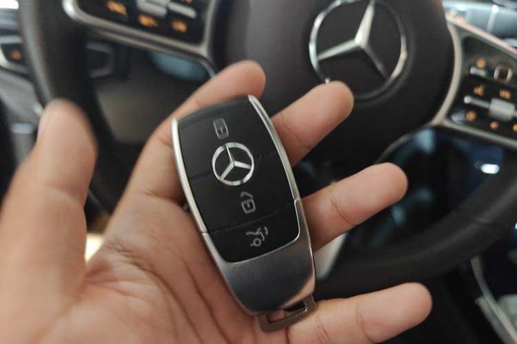 Used Mercedes-Benz GLC 2020 Facelifted GLC 260 L 4MATIC Dynamic Edition Vehicle Key