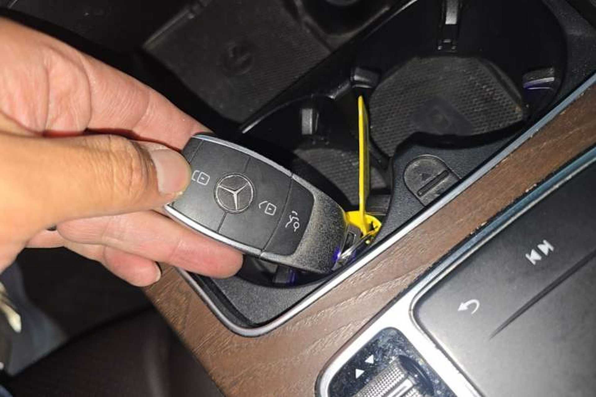 Used Mercedes-Benz GLC 2020 GLC 300 L 4MATIC Dynamic Edition Vehicle Key