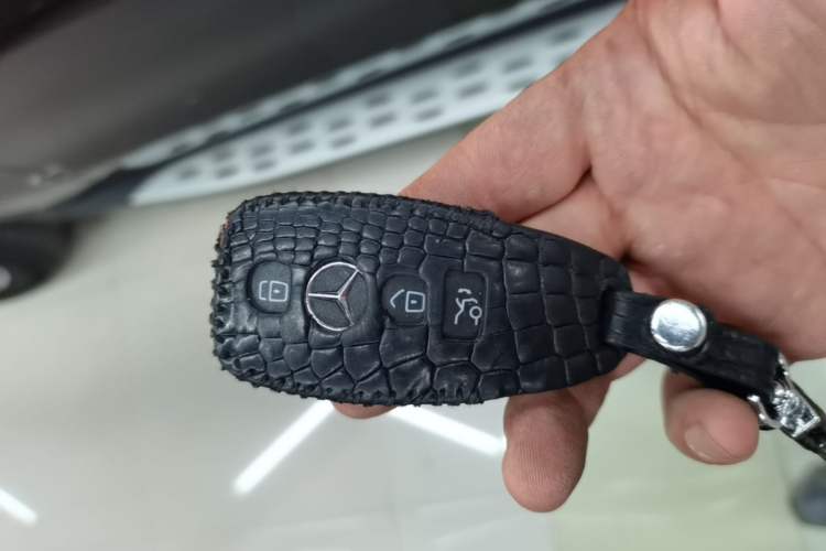 Used Mercedes-Benz GLC 2020 GLC 260 L 4MATIC Luxury Model Vehicle Key