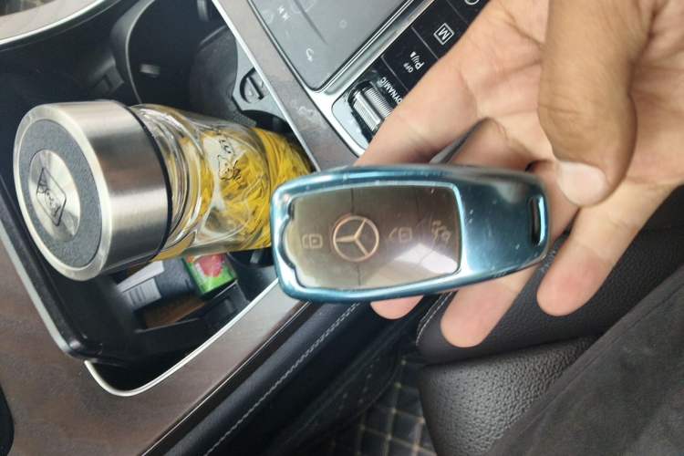 Used Mercedes-Benz GLC 2020 Facelift GLC 260 L 4MATIC Luxury Edition Vehicle Key