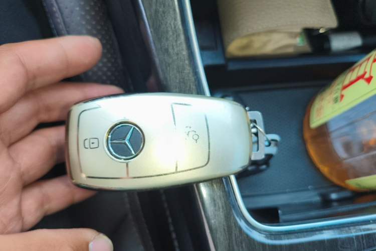 Used Mercedes-Benz GLC 2020 Facelifted GLC 260 L 4MATIC Dynamic Edition Vehicle Key