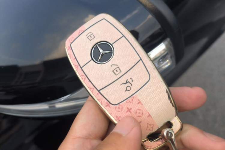 Used Mercedes-Benz GLC 2020 Facelift GLC 300 L 4MATIC Dynamic Edition Vehicle Key