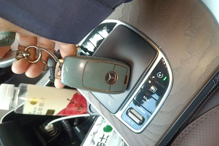 Used Mercedes-Benz GLC 2020 GLC 260 L 4MATIC Luxury Model Vehicle Key