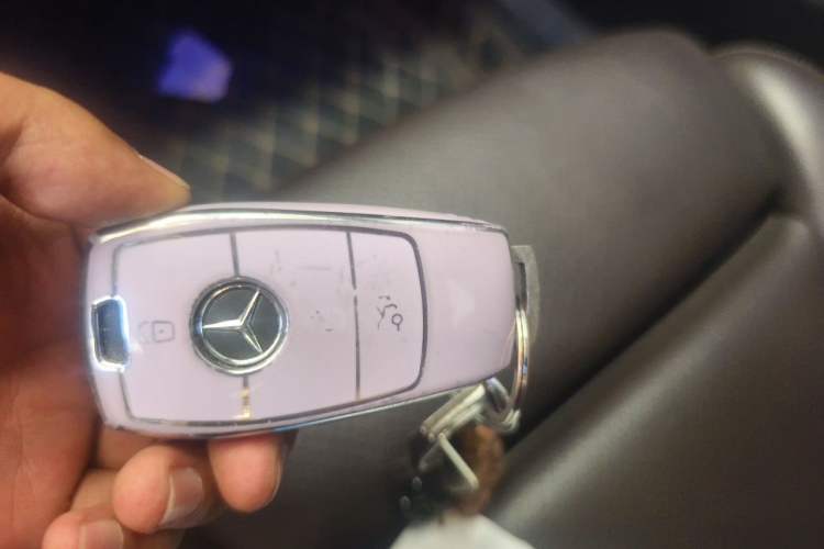 Used Mercedes-Benz GLC 2020 Facelifted GLC 260 L 4MATIC Dynamic Edition Vehicle Key