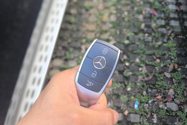 Used Mercedes-Benz GLC 2020 Facelift GLC 300 L 4MATIC Dynamic Edition Vehicle Key