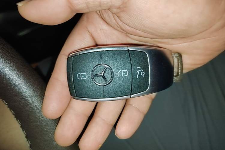 Used Mercedes-Benz GLC 2020 Facelifted GLC 260 L 4MATIC Dynamic Edition Vehicle Key