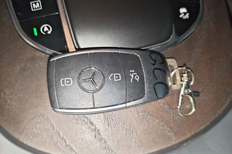 Used Mercedes-Benz GLC 2020 Facelift GLC 300 L 4MATIC Dynamic Edition Vehicle Key