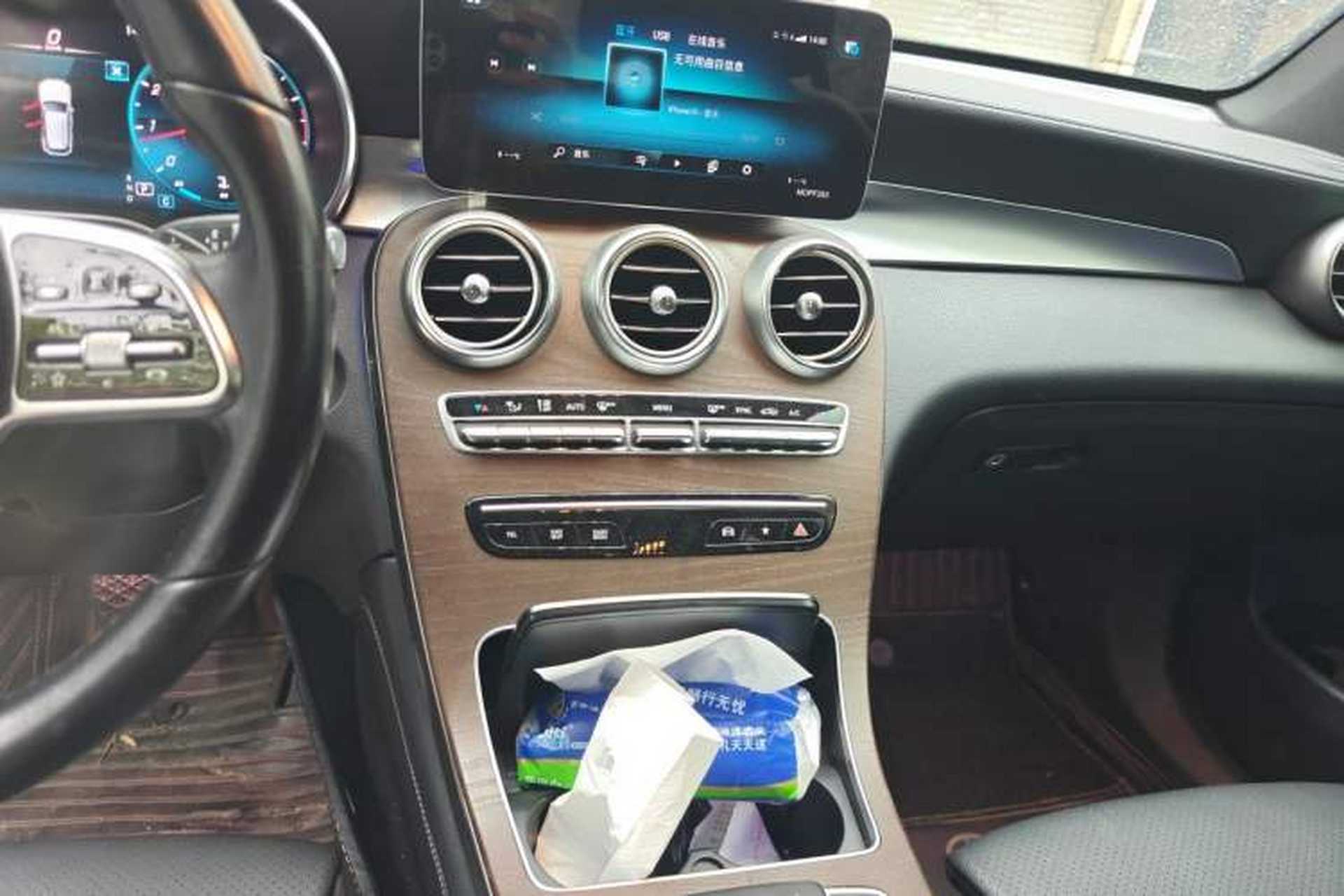Used Mercedes-Benz GLC 2020 GLC 260 L 4MATIC Luxury Model Audio And AC Panel