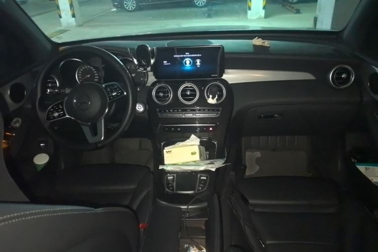 Used Mercedes-Benz GLC 2020 GLC 260 L 4MATIC Dynamic Model Center Console