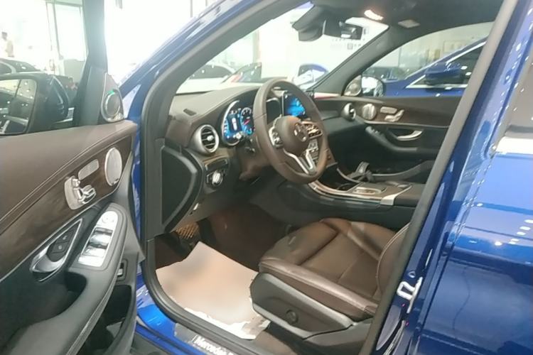 Used Mercedes-Benz GLC 2020 Facelift GLC 300 L 4MATIC Dynamic Edition Driver Seat