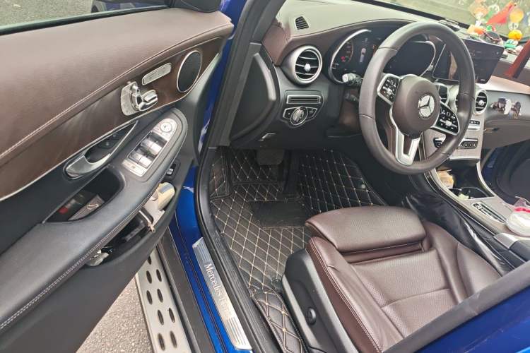 Used Mercedes-Benz GLC 2020 Facelift GLC 300 L 4MATIC Dynamic Edition Driver Seat