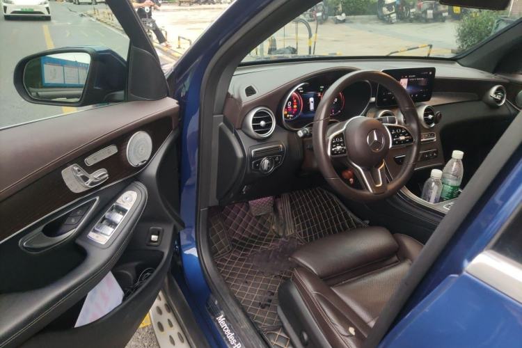 Used Mercedes-Benz GLC 2020 Facelift GLC 260 L 4MATIC Luxury Edition Driver Seat