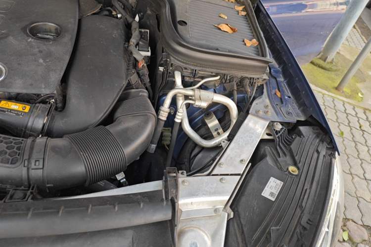 Used Mercedes-Benz GLC 2020 Facelift GLC 260 L 4MATIC Luxury Edition Engine Bay Left