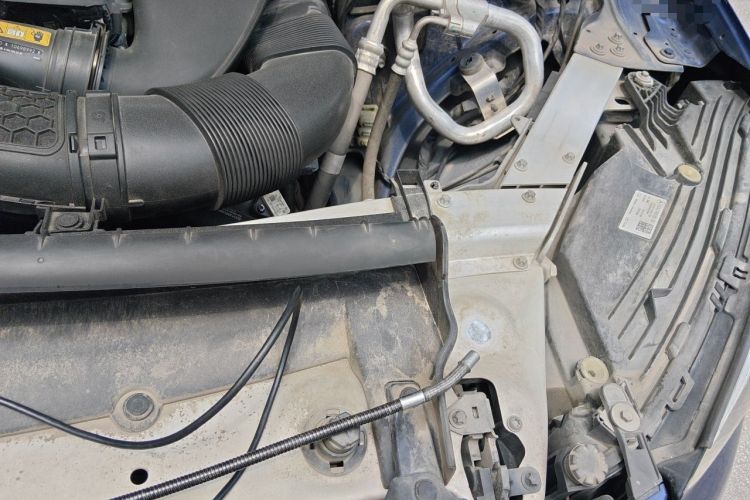 Used Mercedes-Benz GLC 2020 Facelift GLC 260 L 4MATIC Luxury Edition Engine Bay Left