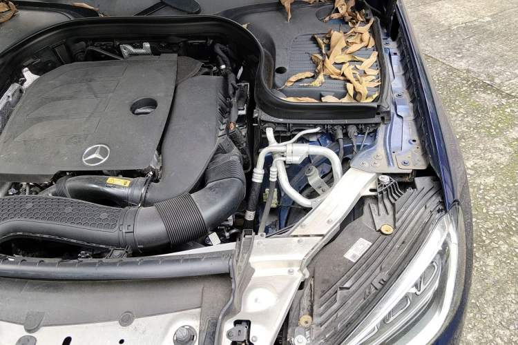Used Mercedes-Benz GLC 2020 GLC 260 L 4MATIC Dynamic Model Engine Bay Left