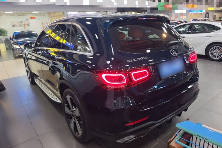 Used Mercedes-Benz GLC 2020 GLC 300 L 4MATIC Luxury Model Exterior 2