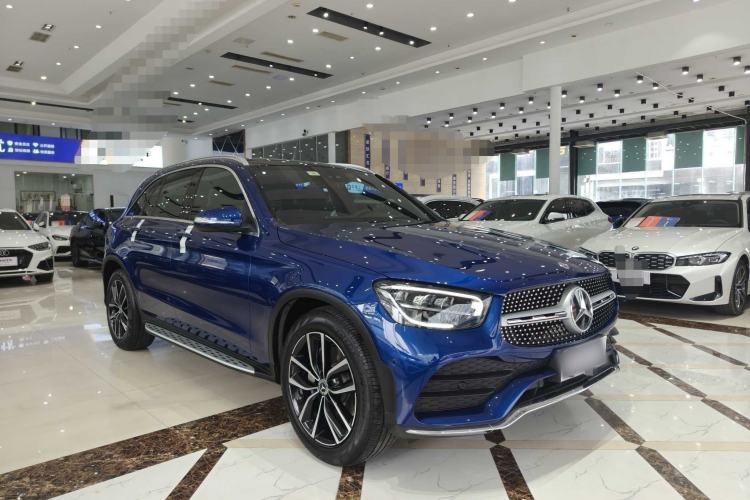 Used Mercedes-Benz GLC 2020 Facelift GLC 300 L 4MATIC Dynamic Edition Exterior 3