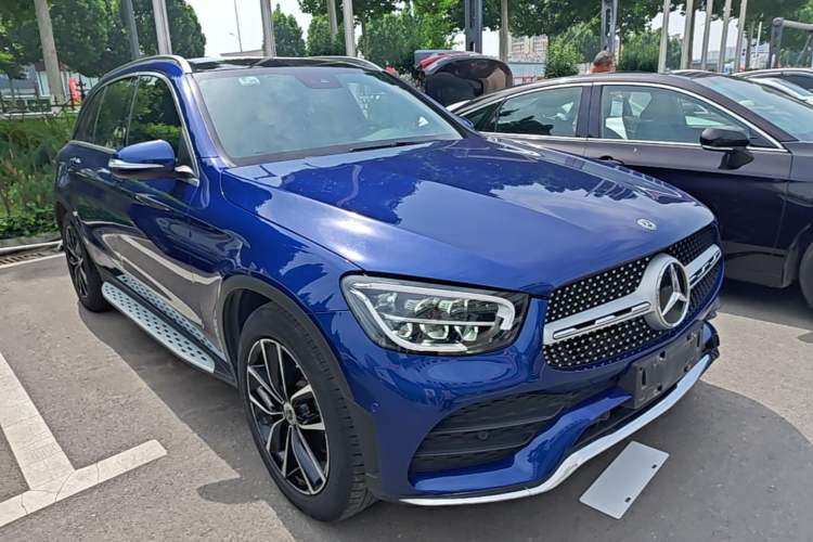 Used Mercedes-Benz GLC 2020 GLC 300 L 4MATIC Dynamic Edition Front Right 45 Deg