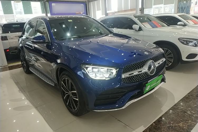 Used Mercedes-Benz GLC 2020 Facelift GLC 300 L 4MATIC Dynamic Edition Front Right 45 Deg