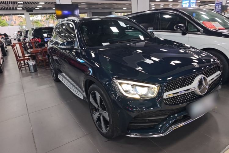 Used Mercedes-Benz GLC 2020 GLC 300 L 4MATIC Luxury Model Front Right 45 Deg