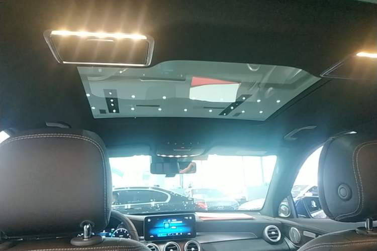 Used Mercedes-Benz GLC 2020 Facelift GLC 300 L 4MATIC Dynamic Edition Headliner